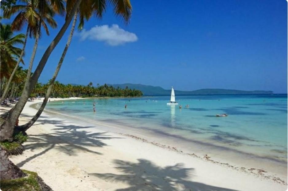 Yes Papa! Rooms Only 100M From The Beach! Лас-Ґалерас Екстер'єр фото